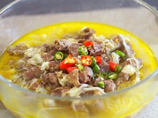 12、酸汤肥牛(简单版),好的,美味下饭的菜就做好了