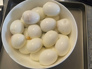 3、江湖中失传已久的红烧肉,白白嫩嫩的蛋蛋。