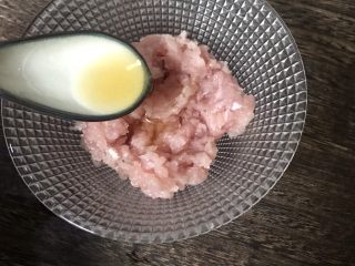 5、番茄肉酱意面,加一小勺黄酒