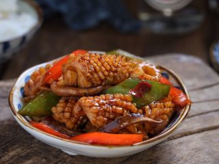 12、酱爆鲜鱿,美味的酱爆鲜鱿就做好了!