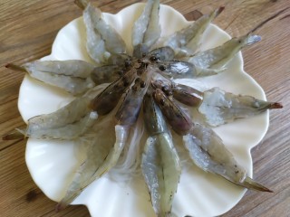 4、花开富贵虾,虾也摆盘