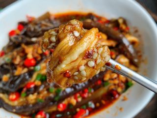 14、凉拌茄子,味道还不错