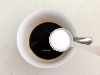 4、开胃小菜  老醋花生,精盐2克