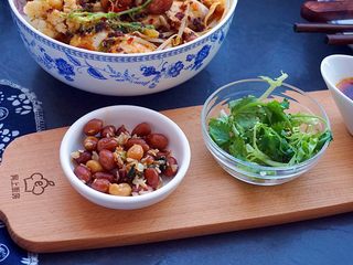 44、酸菜鱼,配上小菜更好吃