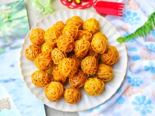 14、年夜饭必备之腰缠万贯,寓意吉祥。