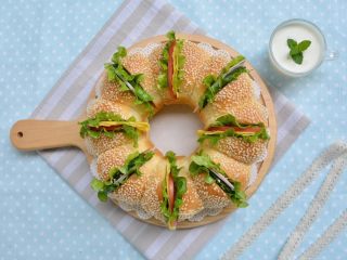 16、花环汉堡(植物油直接法),高颜值的花环汉堡做成啦