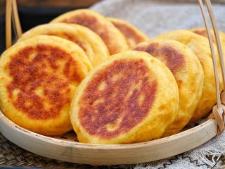 18、南瓜发面饼,无油无水，非常低脂好吃。