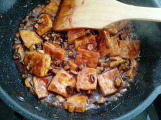 17、香菇焖豆腐,收汁即可