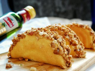 24、网红花生小贝蛋糕,成品。