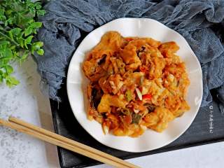 14、糖醋茄子,来上一盘独特的糖醋茄子,美味可口,脆皮嫩滑,特好吃,营养又健康!