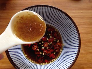 9、酸辣木瓜,加入桂花蜜