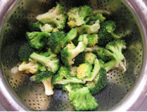 9、香辣鲈鱼,捞出过凉，沥干水分备用