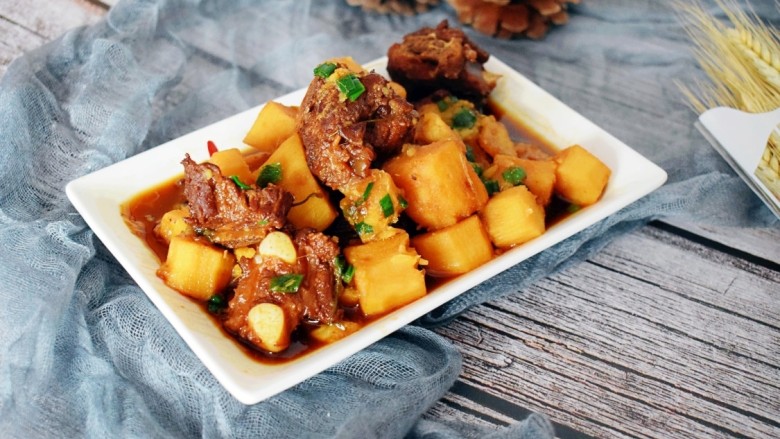 排骨烧山药电饭煲版