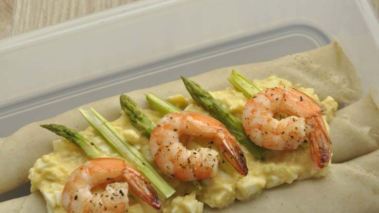 做饼法式鲜虾芦笋烘饼