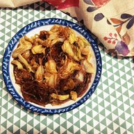 酱香浓郁白菜炖粉条