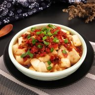 剁椒蒸豆腐15分钟快手菜