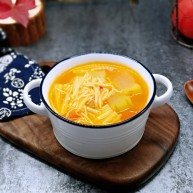 酸甜开胃番茄金针菇冬瓜汤