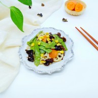 时令蔬菜荷塘月色小炒