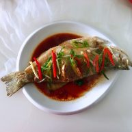 清蒸鲈鱼年年有余