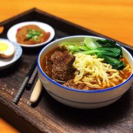 番茄牛肉面手擀面