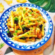 国民女神来了老干妈辣炒菜花鸡胸肉