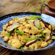 香菇炒鸡蛋