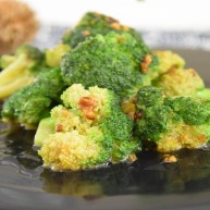 蚝油蒜香西兰花这样做最美味营养高味道棒