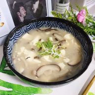 菌菇豆腐羹