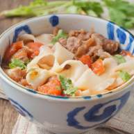 番茄肥牛刀削面