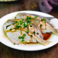 清蒸白鲳鱼
