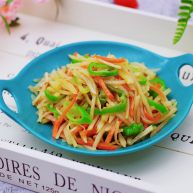 家常辣炒土豆丝