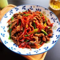 胡萝卜炒牛肉丝