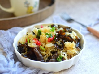 14、凉拌双耳,成品图