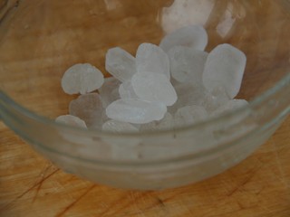 6、自制山楂罐头,二十几粒