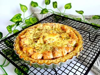 14、三文鱼牛油果土豆丝披萨,完成