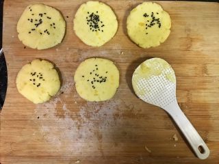 15、超满足便当（5）,撒上些黑芝麻