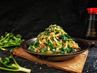 20、凉拌千张韭菜,营养快手，准备开吃。