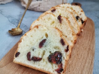 8、蔓越莓磅蛋糕,切片