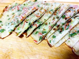 12、三色鸡蛋饼，吃出健康吃出爱,成品。