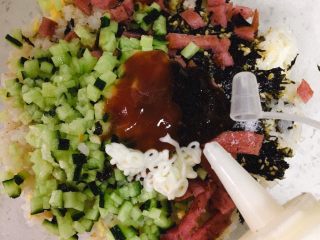 9、饭团????,加入沙拉酱