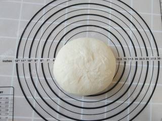 10、糖酥饼,包起来,捏紧收口