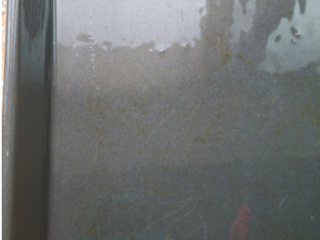 3、自制蔓越莓沙琪玛,方形不粘烤盘四周刷油