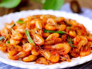 11、油爆小河虾,吃食是一种幸福，品味是一种情趣。