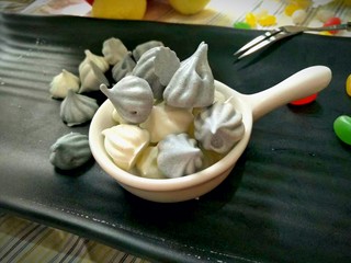 1、＃入口即化，零添加宝宝零食＃多彩蛋白糖,给宝宝的，最健康的才放心，什么都没有，自己做的更加安全。这款蛋白糖，入口即化，零添加。给宝宝最放心，最健康的爱