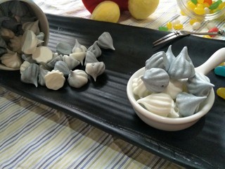 22、＃入口即化，零添加宝宝零食＃多彩蛋白糖,吃不完，记住密封保存哟❤蛋白糖特别容易受潮????