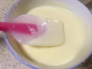 12、抹茶双味芝士生日蛋糕,将12隔水融化备用