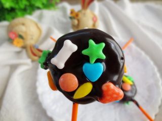 15、燕麦巧克力棒棒糖,好吃又漂亮的燕麦饼干棒棒糖