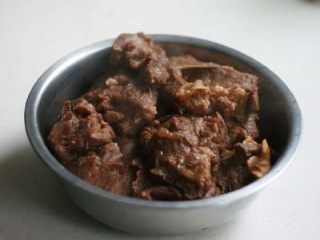 9、红烧牛肉面,捞出牛肉