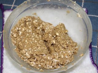 11、红茶燕麦椰丝球,拌均匀