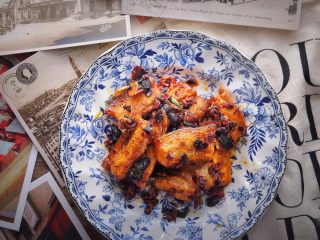 11、香辣过瘾 十分钟无油版 回锅肉,装入盘中 开吃吧~